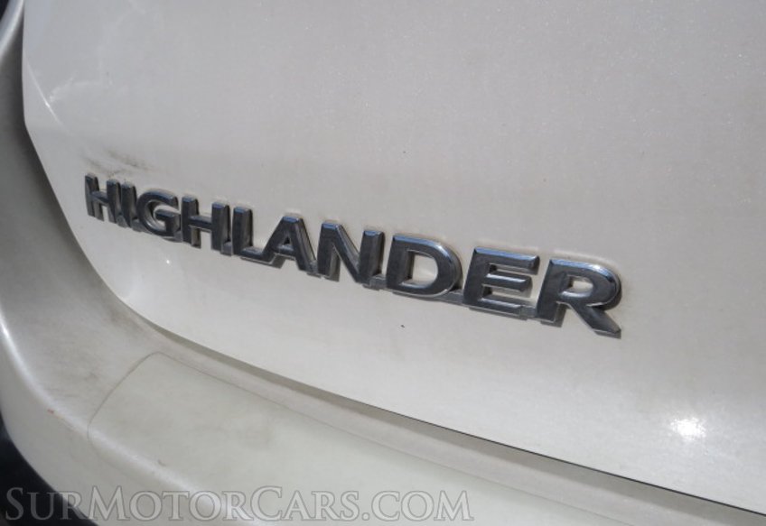 2015 Toyota Highlander - Image 17