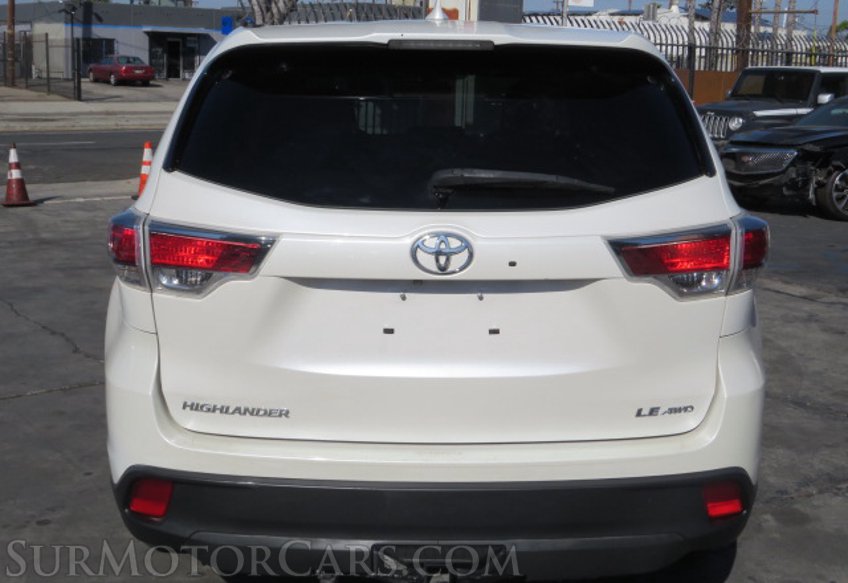 2015 Toyota Highlander - Image 11