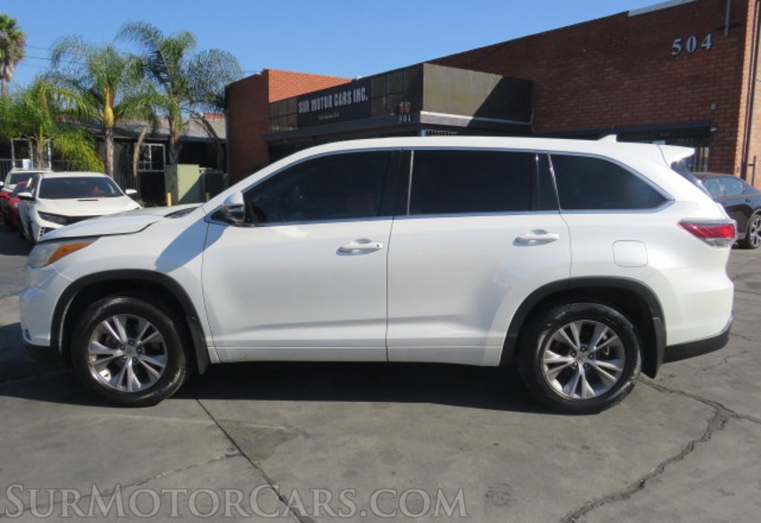 2015 Toyota Highlander - Image 5