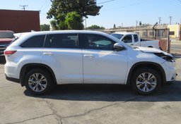 2015 Toyota Highlander - Image 6