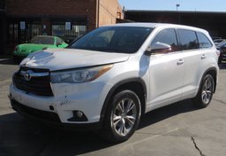2015 Toyota Highlander - Image 3