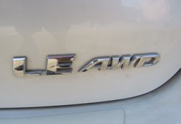 2015 Toyota Highlander - Image 18