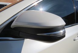 2015 Toyota Highlander - Image 19