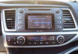 2015 Toyota Highlander - Image 43