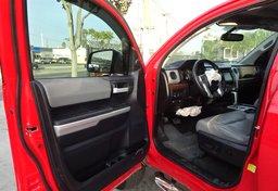 2014 Toyota Tundra  Truck - Image 24