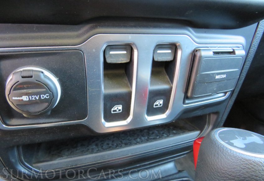 2020 Jeep Wrangler - Image 37