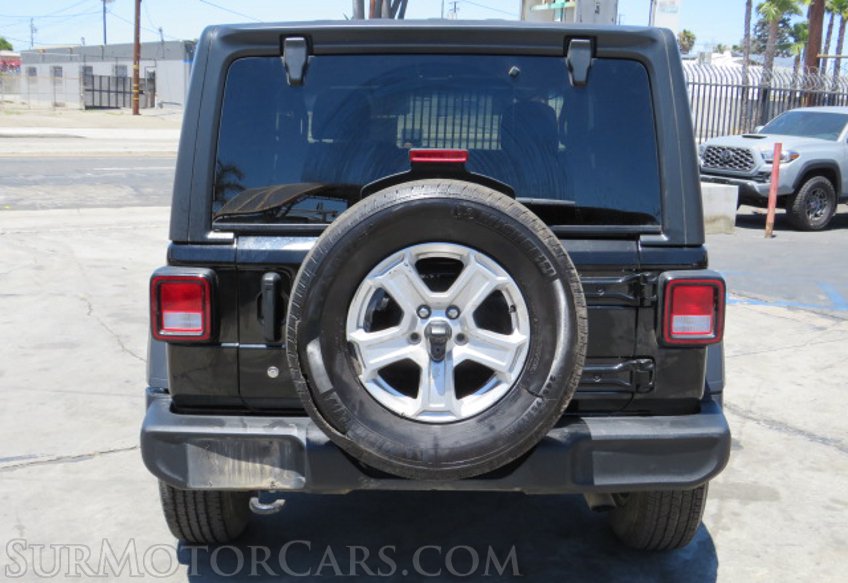 2020 Jeep Wrangler - Image 10