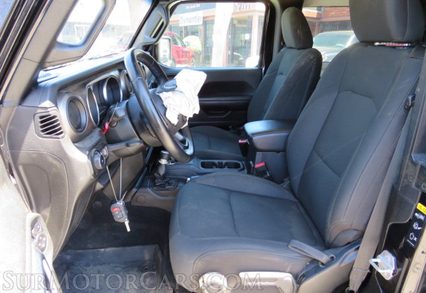 2020 Jeep Wrangler - Image 20