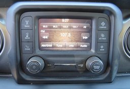 2020 Jeep Wrangler - Image 35