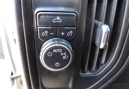 2019 Chevrolet Silverado 1500 - Image 39