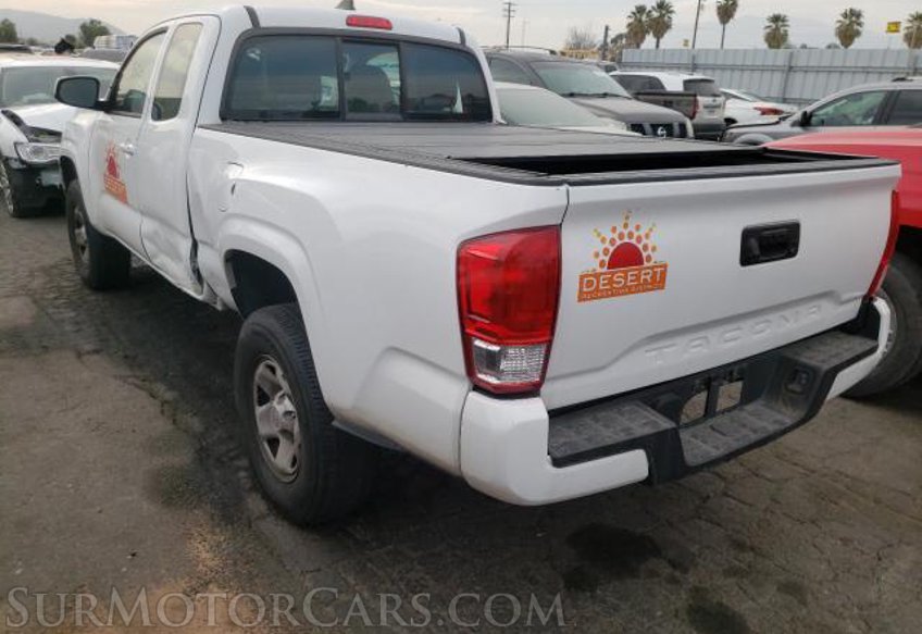 2017 Toyota Tacoma - Image 4
