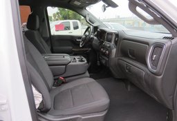 2022 Chevrolet Silverado 1500 - Image 29