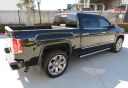 2016 GMC Sierra 1500 - Image 11