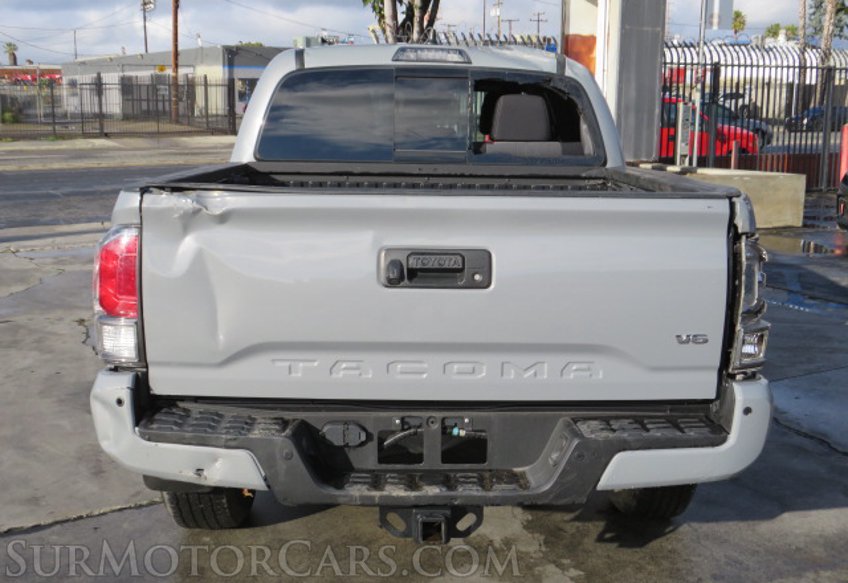 2021 Toyota Tacoma - Image 12