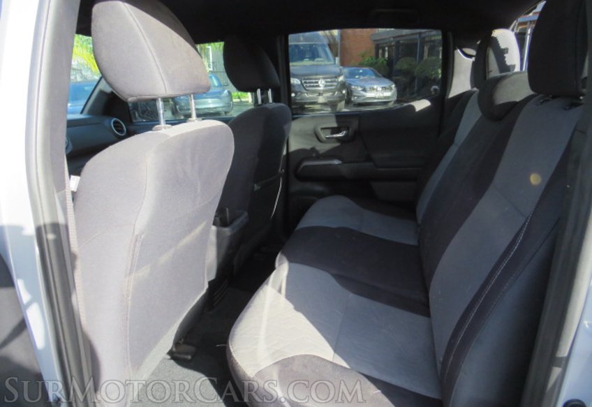 2021 Toyota Tacoma - Image 29