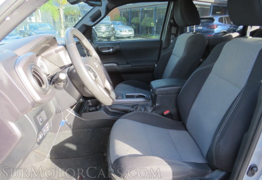 2021 Toyota Tacoma - Image 28