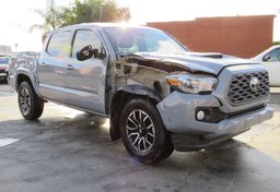 2021 Toyota Tacoma - Image 4