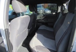 2021 Toyota Tacoma - Image 29