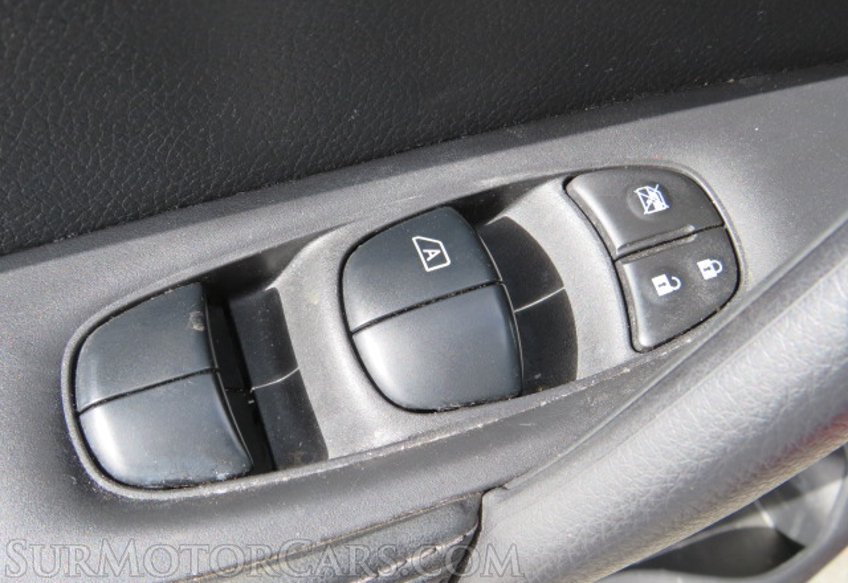 2020 Nissan Rogue Sport - Image 46