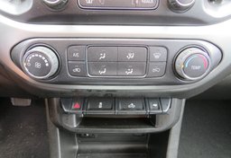 2022 Chevrolet Colorado - Image 38