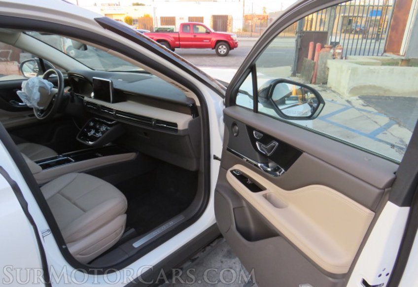 2020 Lincoln Corsair - Image 21