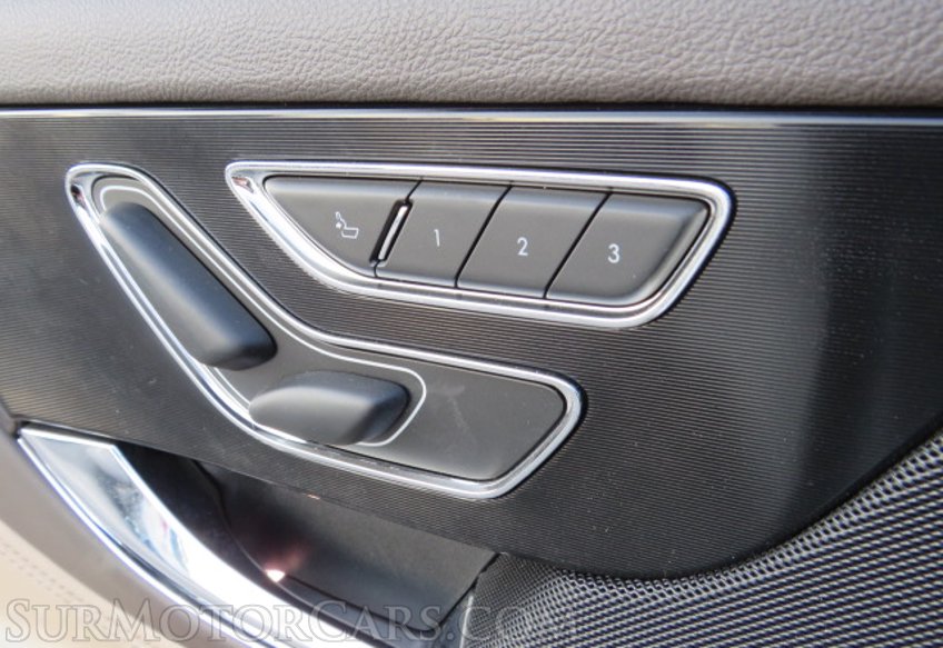 2020 Lincoln Corsair - Image 39