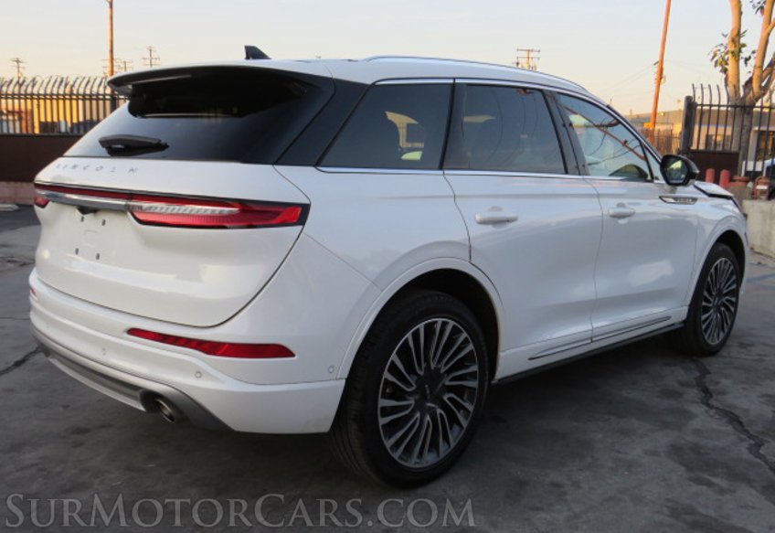 2020 Lincoln Corsair - Image 9