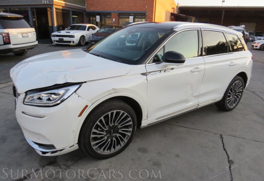 2020 Lincoln Corsair - Image 2