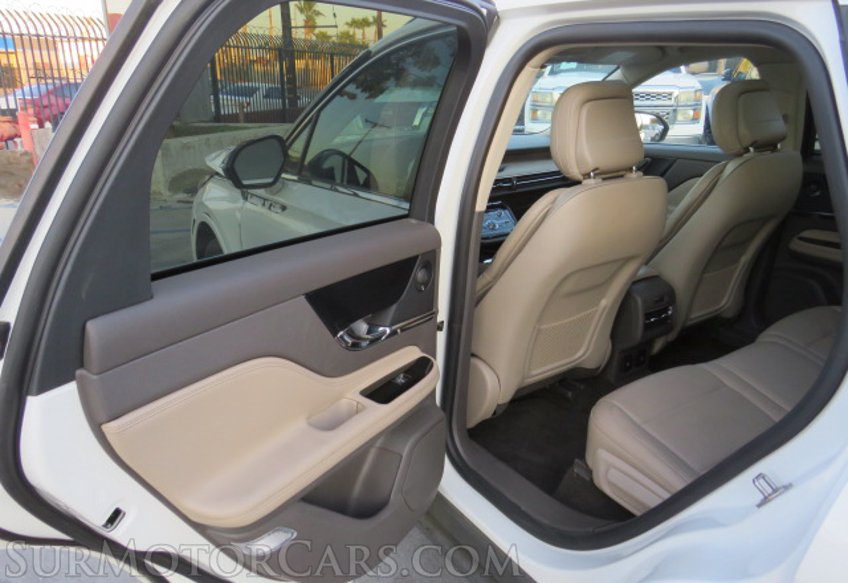 2020 Lincoln Corsair - Image 22