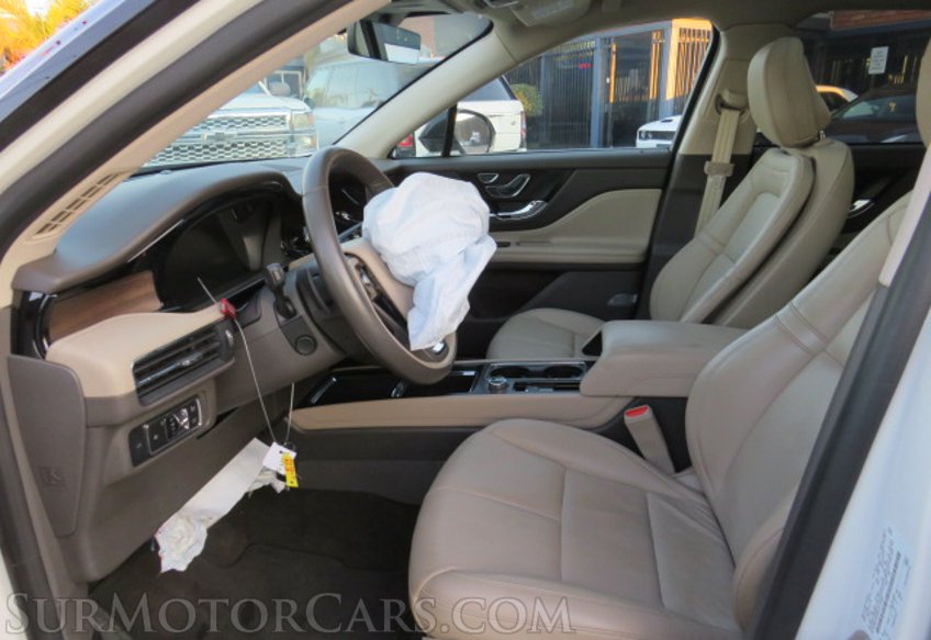 2020 Lincoln Corsair - Image 24