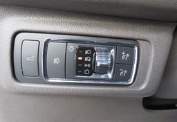 2020 Lincoln Corsair - Image 48