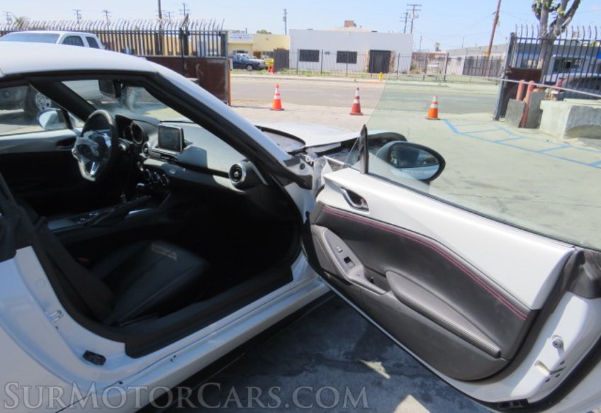 2017 Mazda MX-5 Miata RF - Image 25