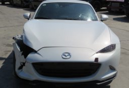 2017 Mazda MX-5 Miata RF - Image 13