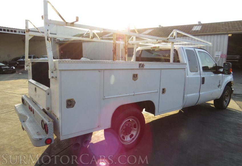 2014 Ford Super Duty F-350 SRW - Image 9