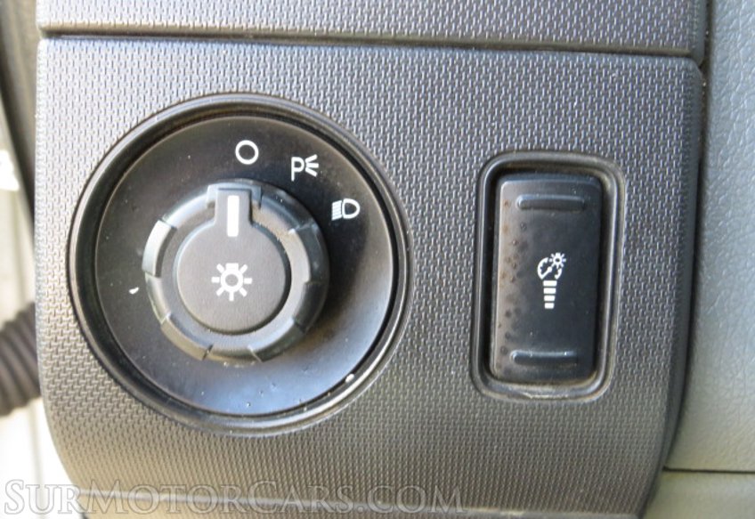 2014 Ford Super Duty F-350 SRW - Image 40