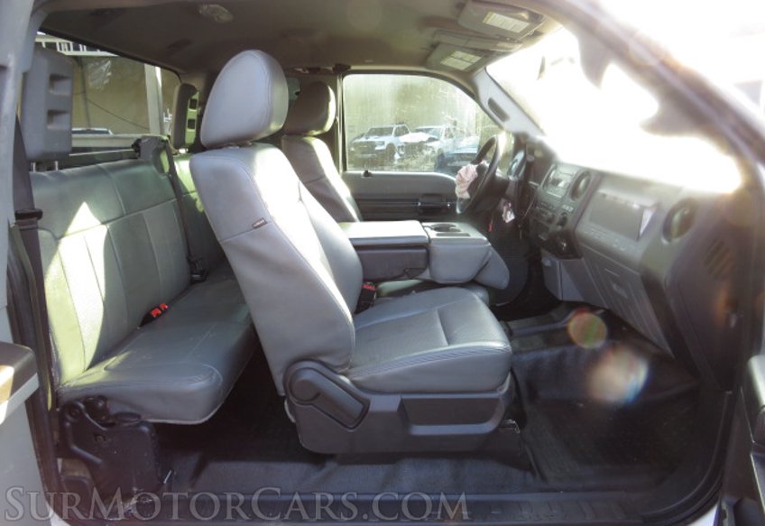 2014 Ford Super Duty F-350 SRW - Image 30
