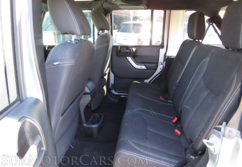 2018 Jeep Wrangler JK Unlimited - Image 27