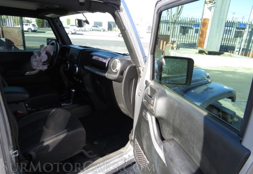 2018 Jeep Wrangler JK Unlimited - Image 19