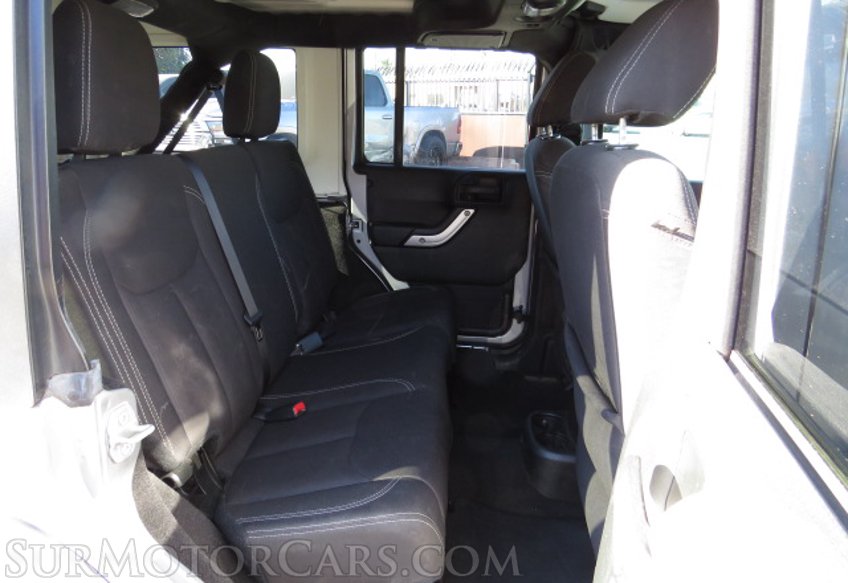 2018 Jeep Wrangler JK Unlimited - Image 28