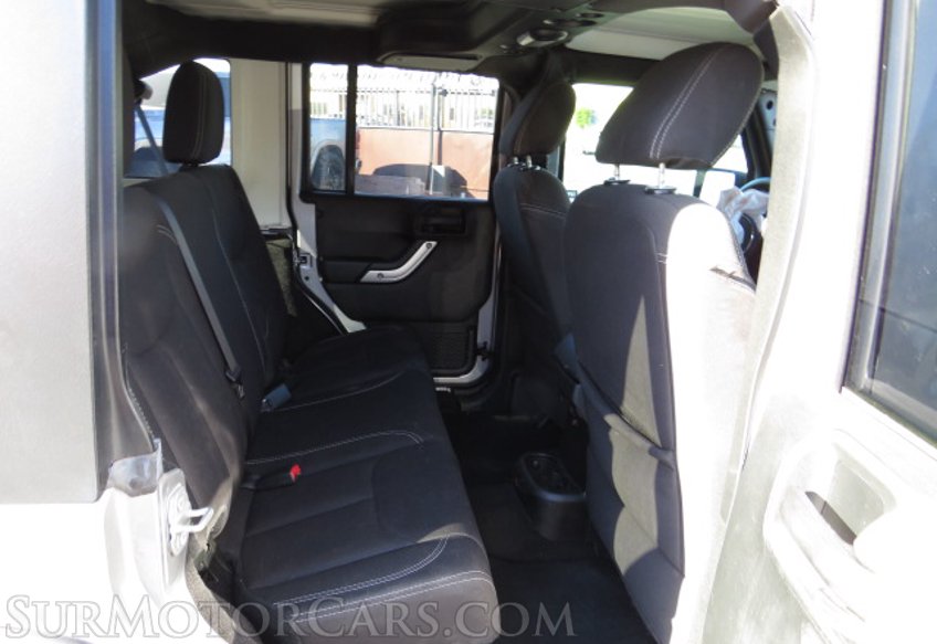 2018 Jeep Wrangler JK Unlimited - Image 30