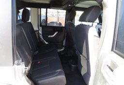 2018 Jeep Wrangler JK Unlimited - Image 30