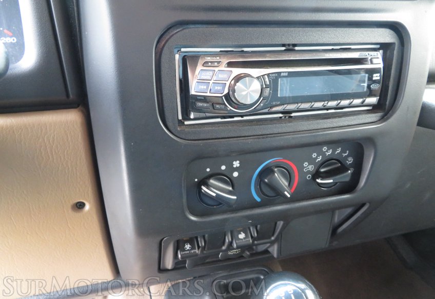 2003 Jeep Wrangler - Image 26