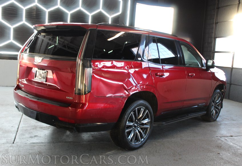 2023 Cadillac Escalade - Image 7