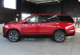 2023 Cadillac Escalade - Image 10