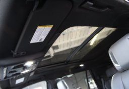 2023 Cadillac Escalade - Image 62