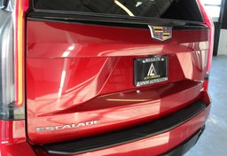 2023 Cadillac Escalade - Image 33