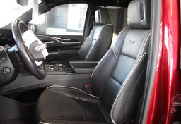 2023 Cadillac Escalade - Image 36