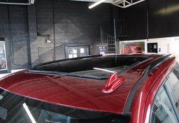 2023 Cadillac Escalade - Image 16