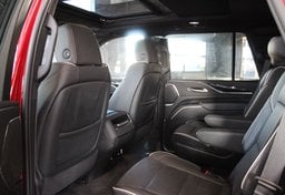 2023 Cadillac Escalade - Image 43