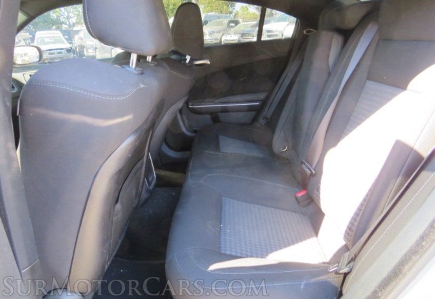 2020 Dodge Charger - Image 28